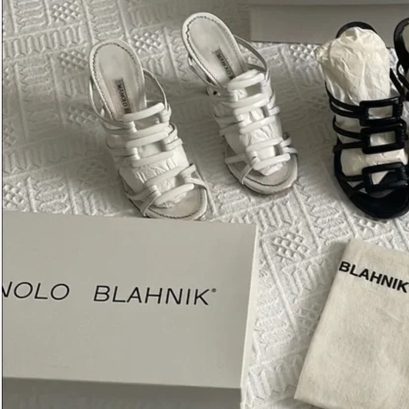 Manolo Blahnik white leather heels - Picture 1 of 7